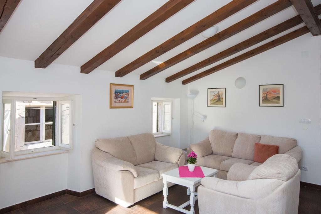 Relaxing Apartment Paulina With Balcony Dubrovnik Room photo